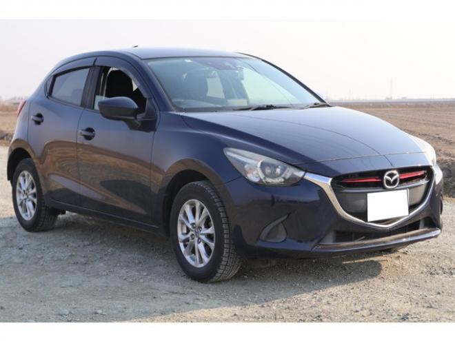 デミオ1.5 XD ディーゼルターボ 4WD　検二年　バックカメラ　自社　ローンカノウ 1500