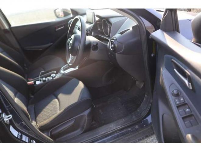 デミオ1.5 XD ディーゼルターボ 4WD　検二年　バックカメラ　自社　ローンカノウ 1500