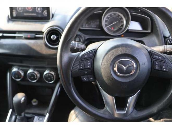 デミオ1.5 XD ディーゼルターボ 4WD　検二年　バックカメラ　自社　ローンカノウ 1500