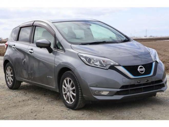 ノート1.2 e-POWER X　検二年　エマージェンシーブレーキ　アラウンドビューモニター　ドライブモード　車線逸脱警報　自社　ローンカノウ 2WD 1200