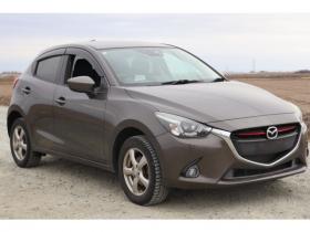 デミオ　1.5 XD ツーリング ディーゼルターボ 4WD　検2年　ETC 自社　ローンカノウ 1500