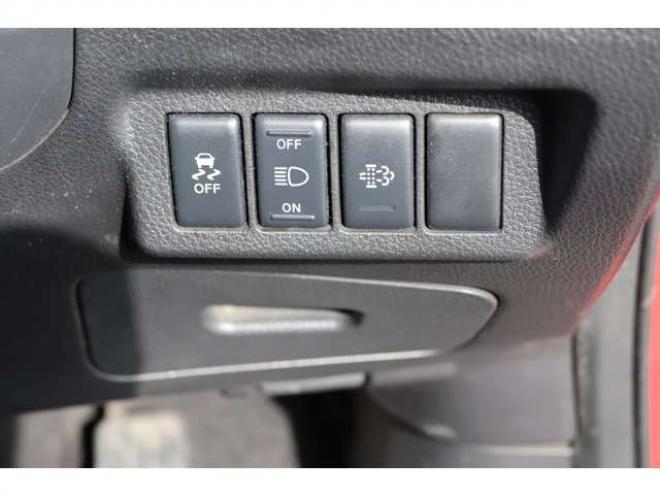 エクストレイル2.0 20GT ディーゼルターボ 4WD　検2年　バックカメラ　クルコン　TV　オートライト 2000