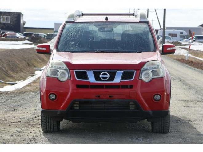 エクストレイル2.0 20GT ディーゼルターボ 4WD　検2年　バックカメラ　クルコン　TV　オートライト 2000