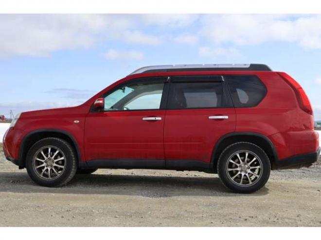 エクストレイル2.0 20GT ディーゼルターボ 4WD　検2年　バックカメラ　クルコン　TV　オートライト 2000