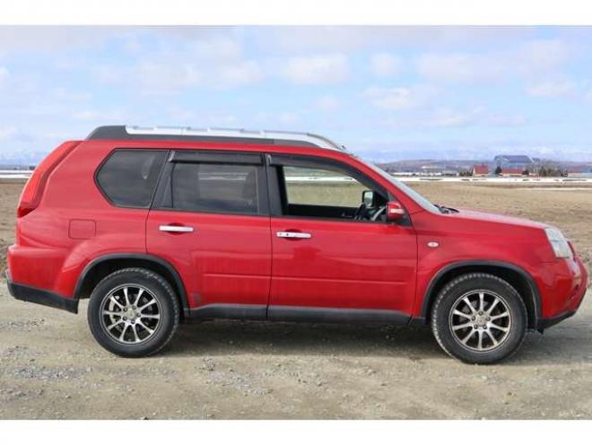 エクストレイル2.0 20GT ディーゼルターボ 4WD　検2年　バックカメラ　クルコン　TV　オートライト 2000