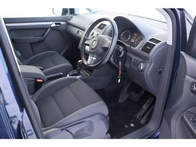 ゴルフトゥーラン　TSI コンフォートライン　検2年　バックモニター　ETC　ナビ　自社　ローンカノウ 正規輸入車 2WD 1400