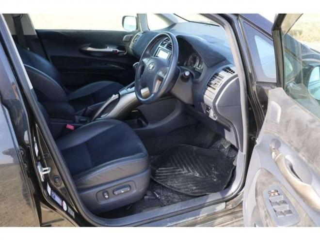 ブレイド2.4 G 4WD　検二年　バックカメラ　ハーフレザーシート 2400