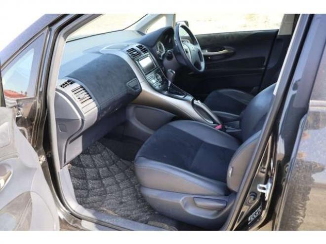 ブレイド2.4 G 4WD　検二年　バックカメラ　ハーフレザーシート 2400