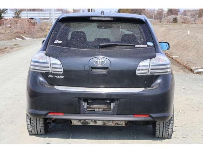 ブレイド2.4 G 4WD　検二年　バックカメラ　ハーフレザーシート 2400