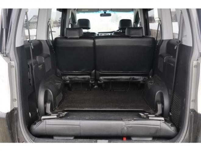 ステップワゴン2.0 スパーダ Z 4WD　検二年　バックカメラ　自社　ローンカノウ 2000