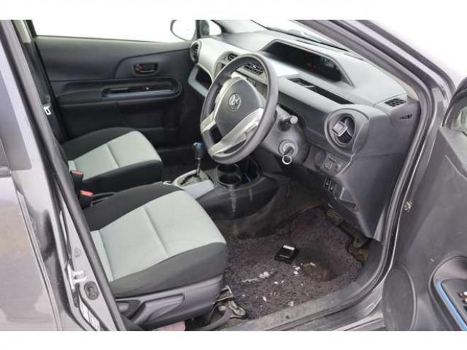 アクア1.5 S　検2年　スタッドレスタイヤ　自社　ローンカノウ 2WD 1500