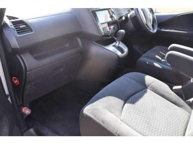 セレナ2.0 20S 4WD　検2年　自社　ローンカノウ 2000