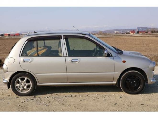 ヴィヴィオビストロ　スーパーチャージャー　検二年　マニュアル5速　社外マフラー　ブーストメーター　自社　ローンカノウ 2WD 660