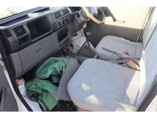 ミニキャブトラック Vタイプ 4WD　検二年　MT　スタッドレス 660