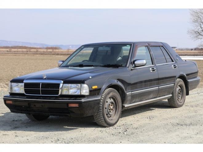 グロリアセダン　2.0 V20Eクラシック　検二年 2WD 2000