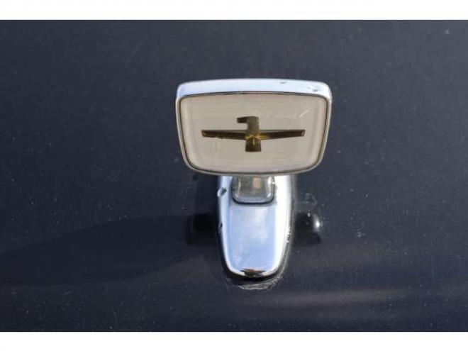 グロリアセダン　2.0 V20Eクラシック　検二年 2WD 2000