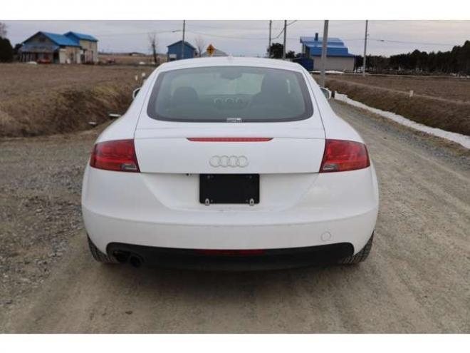 アウディTT クーペ 2.0 TFSI　検2年　パドルシフト　バックカメラ　自社　ローンカノウ 正規輸入車 2WD 2000