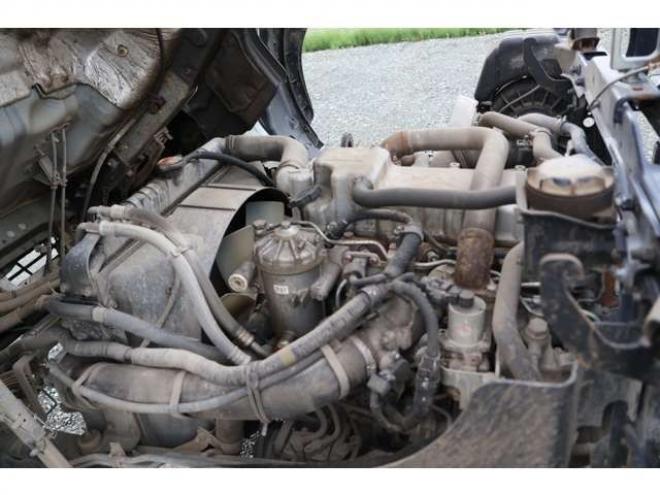 レンジャークレーン車　検1年　三段　フックイン 2WD 4700