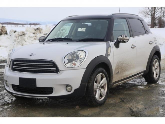 ミニクロスオーバー クーパー D　検二年　社外ナビ　バックモニター　TV　ETC 正規輸入車 2WD 2000