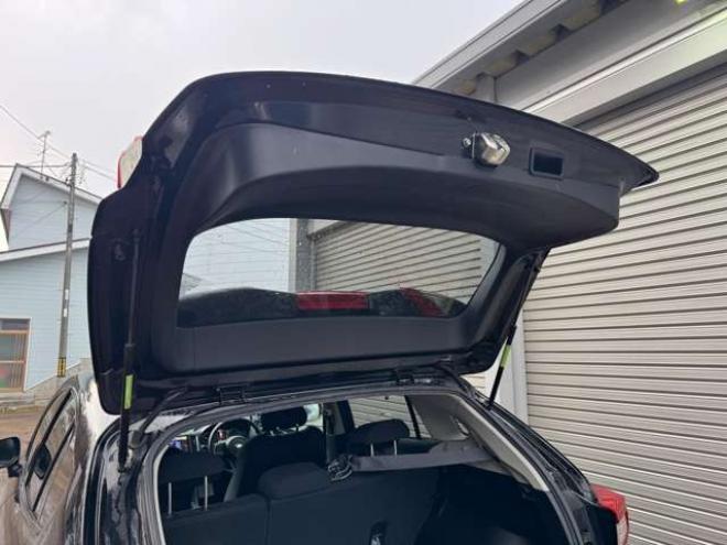 インプレッサスポーツ 2.0 i-L アイサイト 4WD　ナビ　TV　Bカメラ　Bluetooth　LEDヘッドライト　STiフロントリップ 2000