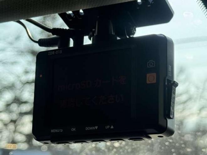 アウディA5スポーツバック 2.0 TFSI クワトロ 4WD　夏冬タイヤ　黒革シート　ナビ　TV　Bカメラ 正規輸入車 2000