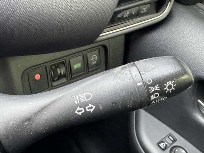 セレナ2.0 X Vセレクション 4WD　ナビ　TV　全周囲カメラ　ETC　両側Pスライド 2000