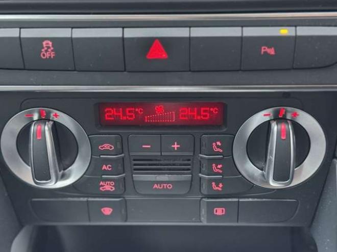 アウディA3スポーツバック 2.0 TFSI クワトロ 4WD　ナビ　TV　Bカメラ　Bluetooth 正規輸入車 2000