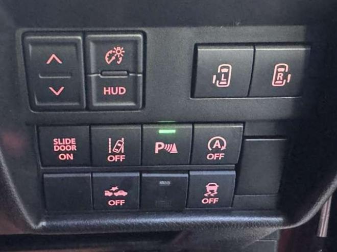 ソリオ1.2 バンディット ハイブリッド MV 4WD　ナビ　TV　全方位カメラ　Bluetooth　Egスターター　両側Pスライド　シートヒーター 1200