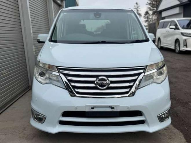 セレナ2.0 ハイウェイスター Vセレクション+Safety 4WD　ナビ　TV　Bカメラ　Bluetooth　フリップダウン　両側Pスライド 2000