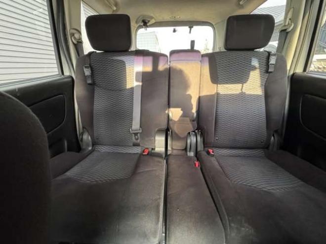 セレナ2.0 20S 4WD　後期型 2000