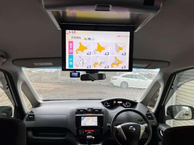 セレナ2.0 20X 4WD　ナビ　TV　Bluetooth　フリップダウン　キーフリー　Pスライドドア 2000