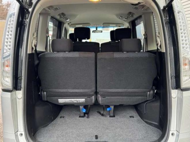 セレナ2.0 20S 4WD　ナビ　TV　Bluetooth　Bカメラ　クルコン　後期型 2000