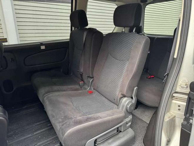 セレナ2.0 20S 4WD　ナビ　TV　Bluetooth　Bカメラ　クルコン　後期型 2000