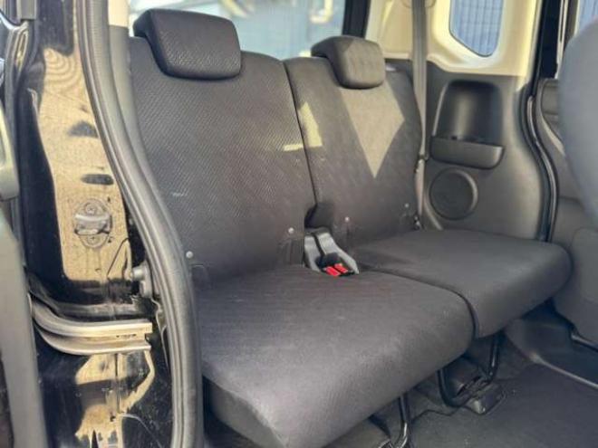 N-BOXカスタムG 4WD　スマートキー　ナビ　TV　リアモニター 660