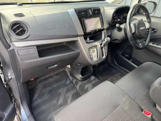 ステラカスタムRS 4WD　ナビ　TV　Bluetooth　HID 660