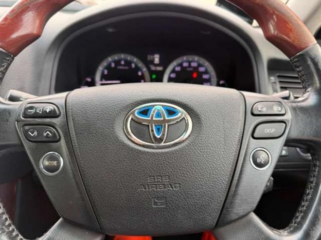 マジェスタ4.3 i-Four 4WD　ナビ・TV・バックカメラ　ETC 4300