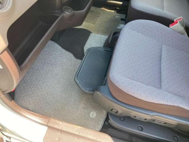 パッソ1.0 X Lパッケージ 4WD　福祉車輛 ETC ウェルキャブ車(助手席リフトアップシート車・電動式) キーレスエントリー 電動格納ミラー CVT 衝突安全ボヂィー ABS ESC CD MD 1000