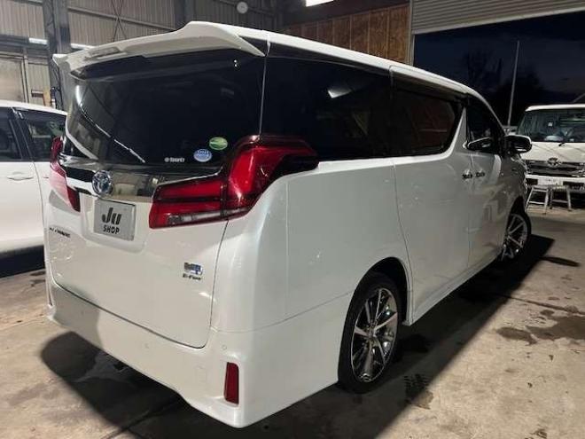 アルファードハイブリッド 2.5 SR Cパッケージ E-Four 4WD　3眼LED・純正ナビ・リアモニター・パワーバックドア・社外19AW・夏冬タイヤ付・1500W給電・ベンチレーターシート・アダプティブクルーズコントロール・ステアリングヒーター・検令和9年6月・本州仕入車両 2500