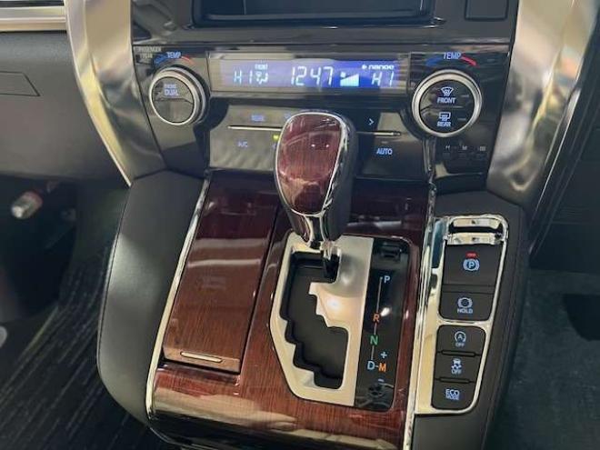 ヴェルファイア2.5 V 4WD　車検R10年1月・SDナビ・リフトアップ・純正リアモニター・両側パワースライド・メモリー付パワーシート・トーヨーオープンカントリー16AWセット・スタッドレスタイヤセット・ドライブレコーダー・エンジンスターター 2500