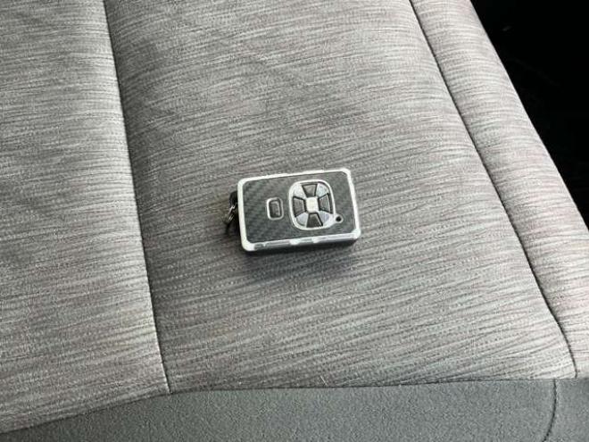 ヴェルファイアハイブリッド2.4 ZR 4WD　 2400