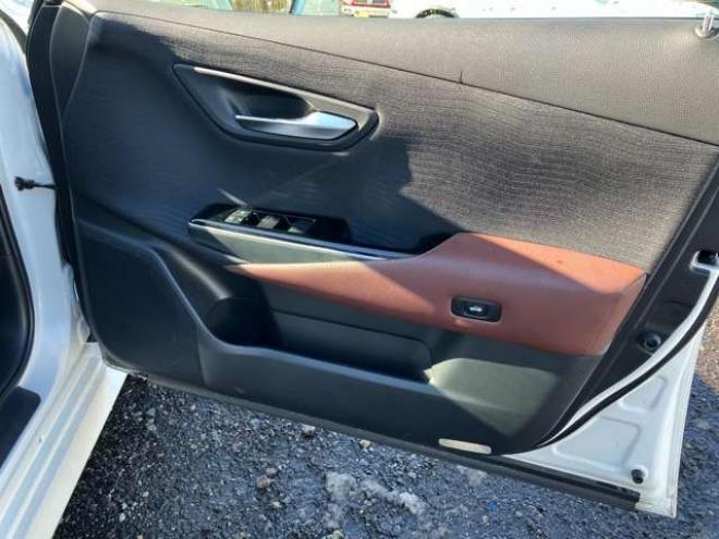 クラウンハイブリッド 2.5 S Four Cパッケージ 4WD　 2500