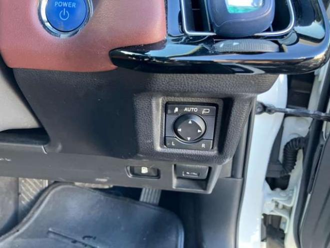 クラウンハイブリッド 2.5 S Four Cパッケージ 4WD　 2500