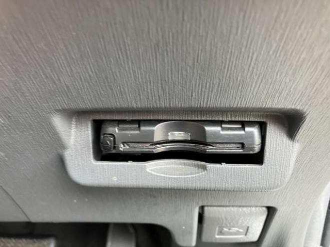 プリウスα1.8 S チューン ブラック　 2WD 1800