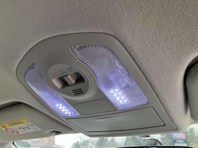 プリウスα1.8 S チューン ブラック　 2WD 1800