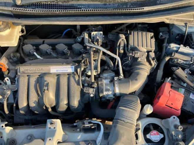 フィット1.5 ハイブリッド Lパッケージ 4WD　 1500