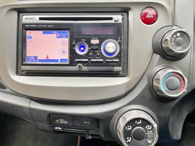 フィット1.3G 4WD 5年保証 ナビ 寒冷地仕様 禁煙 車検整備2年付 修復歴無