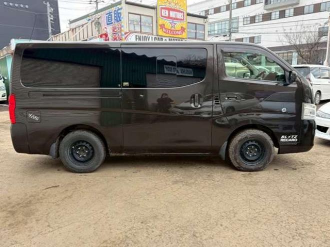キャラバンNV350 2.5 プレミアムGX ロングボディ ディーゼルターボ 4WD　ナビ　バックカメラ　ETC　パワステ　パワーウィンドウ　キーレスエントリー　エアコン　盗難防止装置　両側スライドドア　フロントフォグランプ 2500