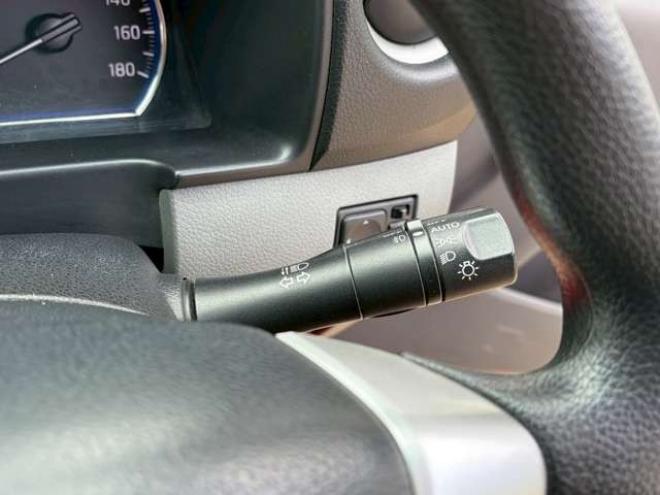 キャラバンNV350 2.5 プレミアムGX ロングボディ ディーゼルターボ 4WD　ナビ　バックカメラ　ETC　パワステ　パワーウィンドウ　キーレスエントリー　エアコン　盗難防止装置　両側スライドドア　フロントフォグランプ 2500