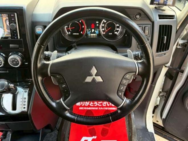 デリカD：5 2.2 D パワーパッケージ ディーゼルターボ 4WD　両側電動スライドドア　電動リアゲート　社外ナビ　社外アルミ　バックカメラ　エアコン　ETC　キーレスエントリー　シートヒーター　寒冷地仕様　パワステ　パワーウィンドウ　クルーズコントロール　3列シート 2300