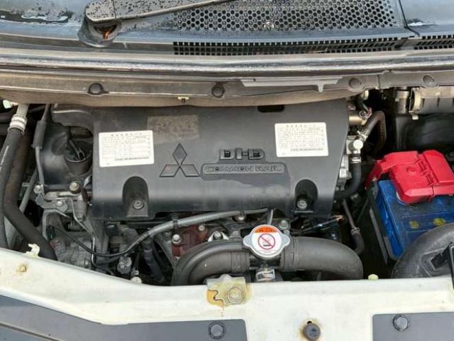 デリカD：5 2.2 D パワーパッケージ ディーゼルターボ 4WD　両側電動スライドドア　電動リアゲート　社外ナビ　社外アルミ　バックカメラ　エアコン　ETC　キーレスエントリー　シートヒーター　寒冷地仕様　パワステ　パワーウィンドウ　クルーズコントロール　3列シート 2300